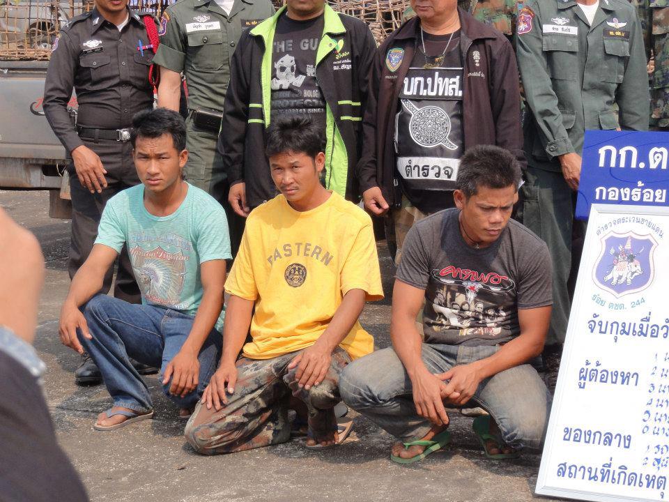 Dog Smugglers Thailand http://notodogmeat.com